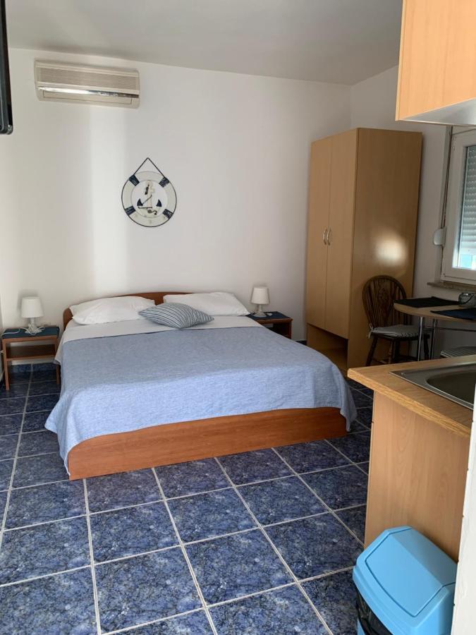 Apartmani Antonela Seline Kültér fotó